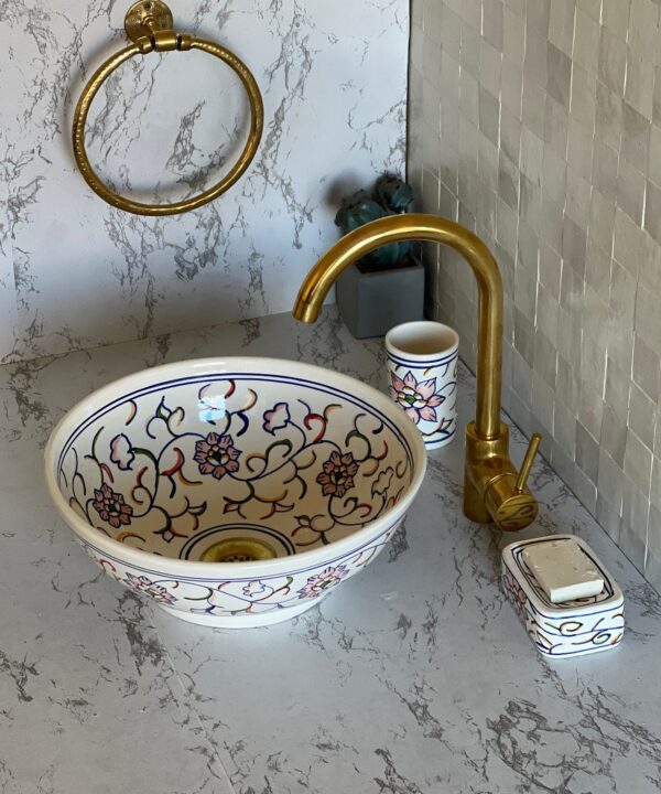 Vasque en céramique fait main – Lavabo marocain authentique avec finition artistique – Image 3